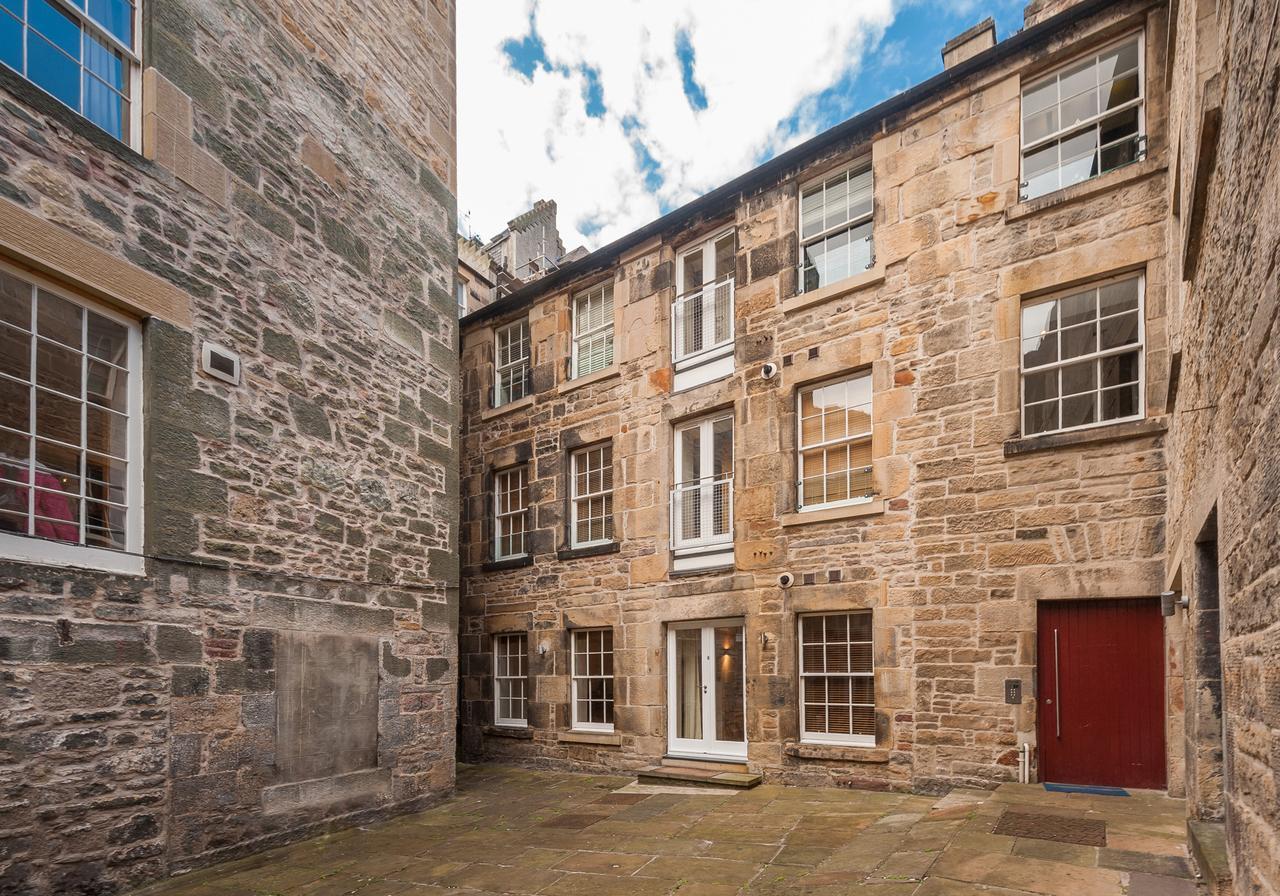 The Edmonstone's Close Residence Edimburgo Exterior foto